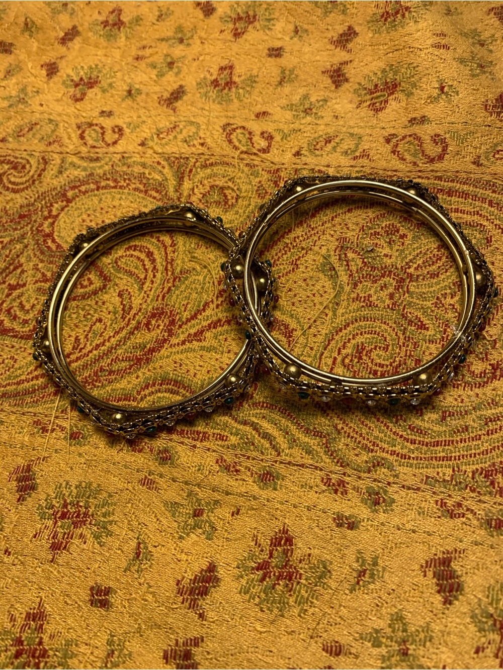 Gold-Tone Decorative Rhinestone Women’s Bangle Bracelet Set